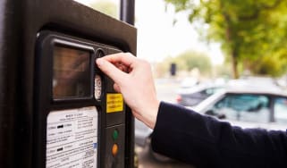 Parking payment machine